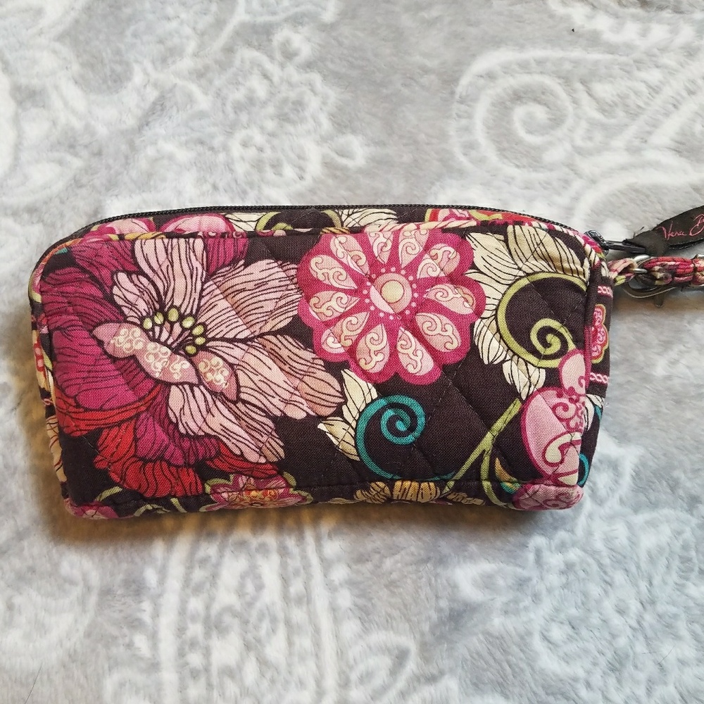 Vera Bradley Wristlet 🏵